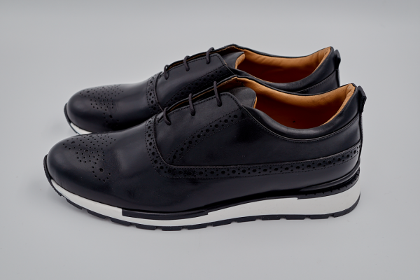 Chasta noir image 1 Chasta noir image 1